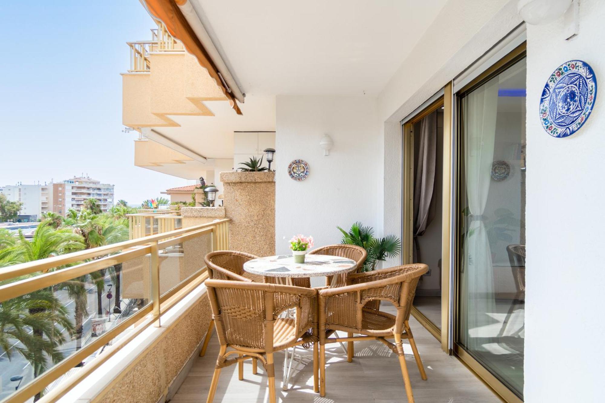 Turistmar - Acogedor Apartamento A Solo 50M De La Playa, سالو المظهر الخارجي الصورة